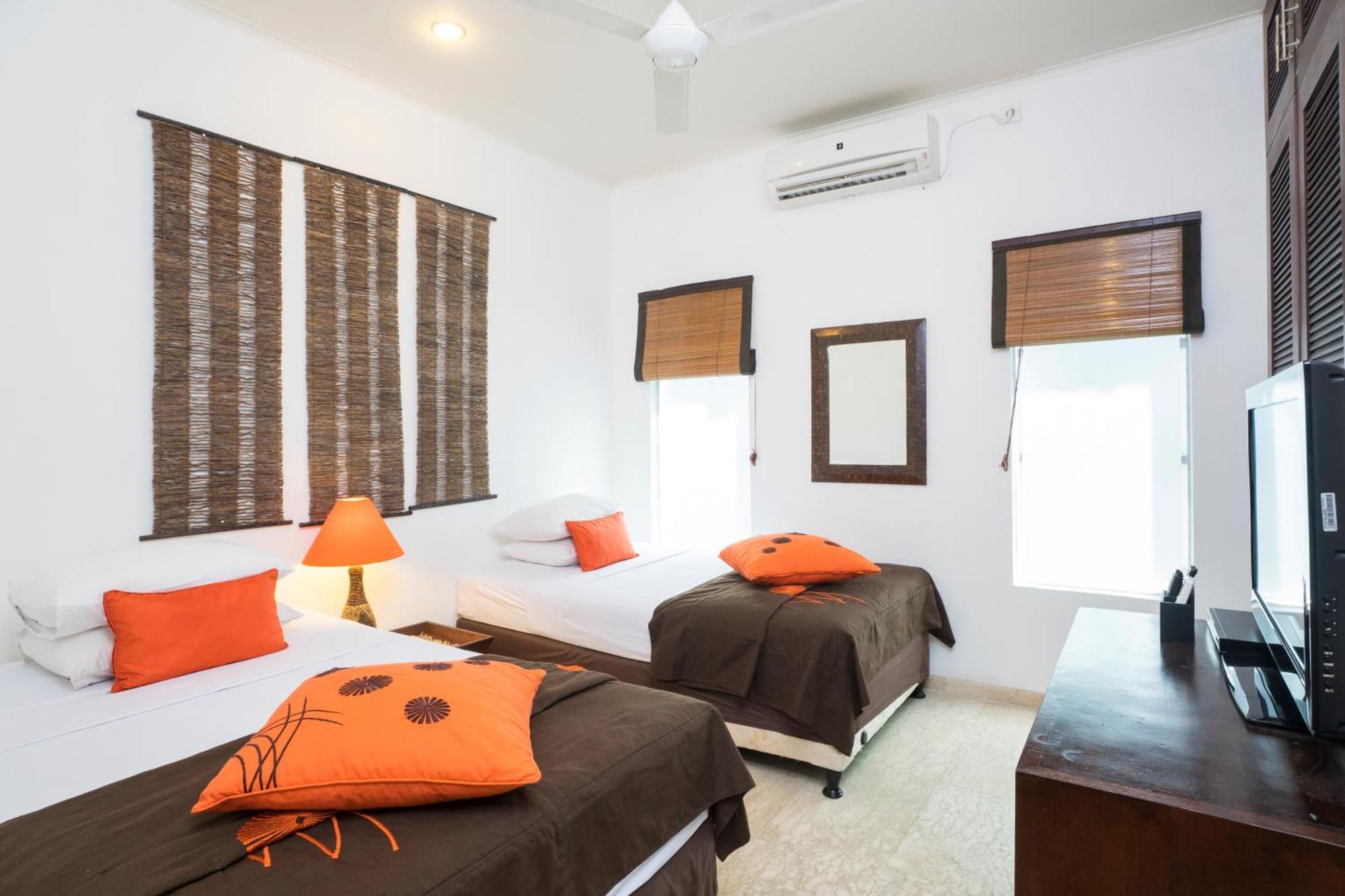 Beach Melati Apartments 레기안 외부 사진