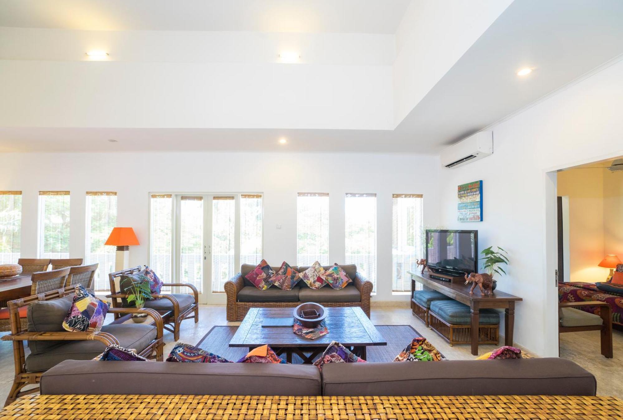 Beach Melati Apartments 레기안 외부 사진