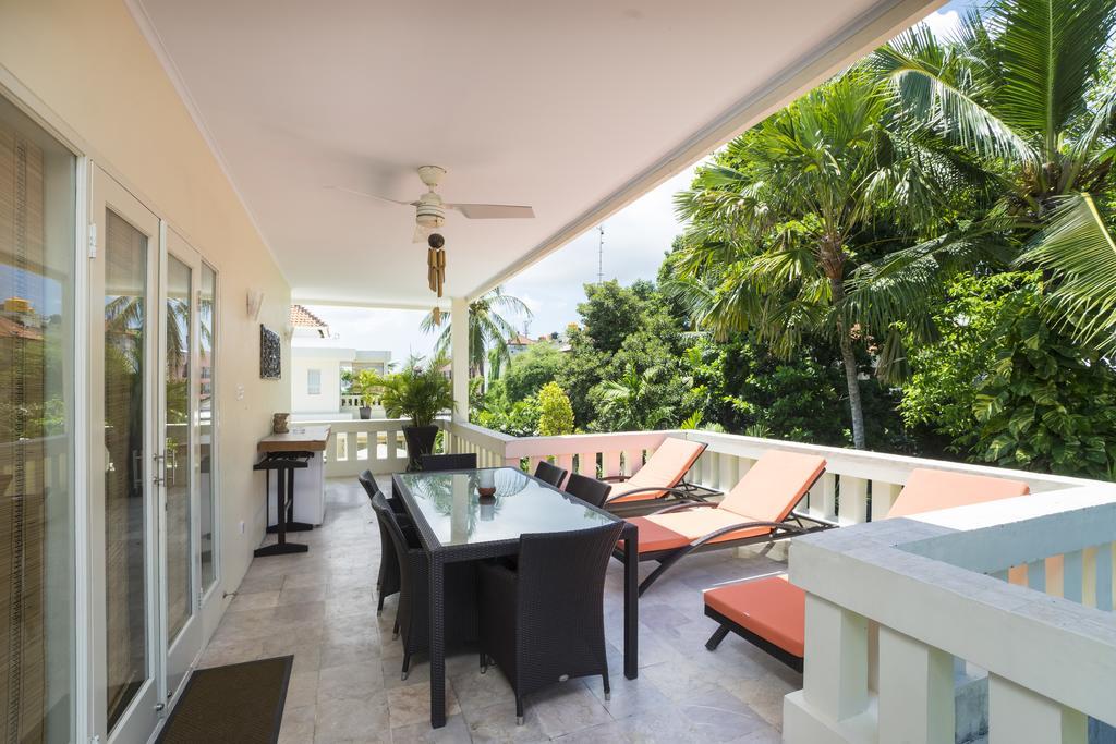 Beach Melati Apartments 레기안 외부 사진