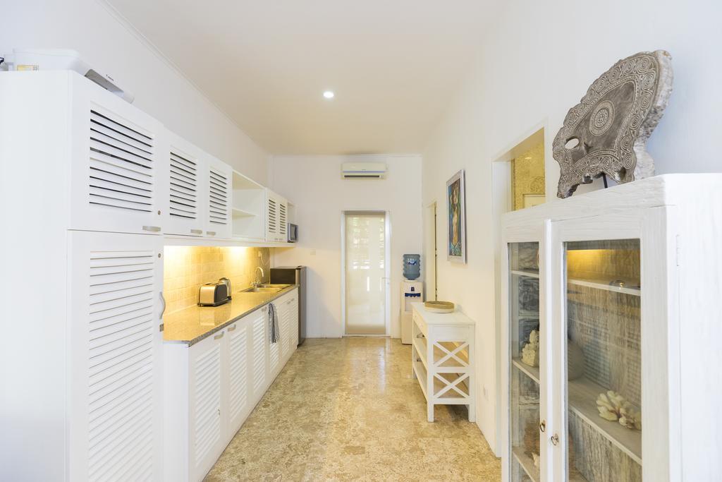 Beach Melati Apartments 레기안 외부 사진