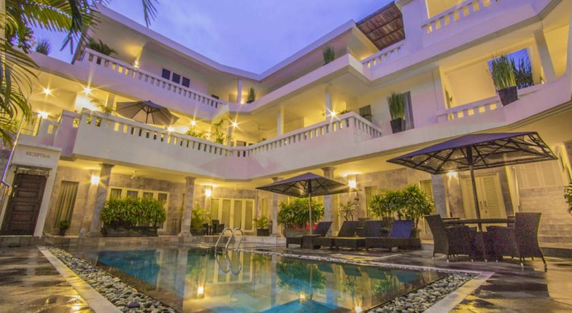 Beach Melati Apartments 레기안 외부 사진